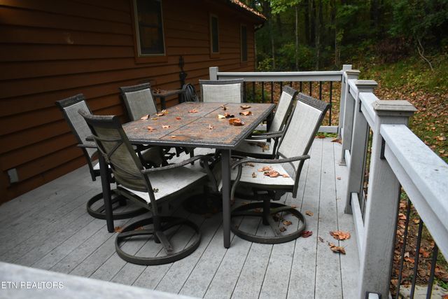 306 Mountain Rd, New Tazewell, TN 37825