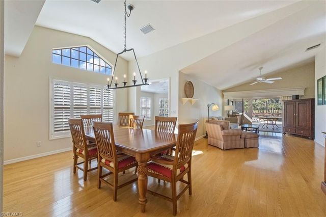 25 Grey Wing PT, Naples, FL 34113