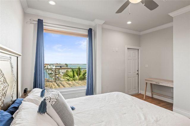 631 Channelview Drive, Channelview Condos 315, Port Aransas, TX 78373