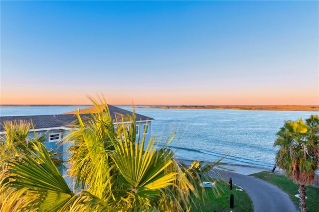631 Channelview Drive, Channelview Condos 315, Port Aransas, TX 78373