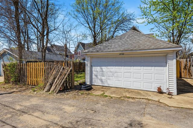 1727 B Avenue NE, Cedar Rapids, IA 52402
