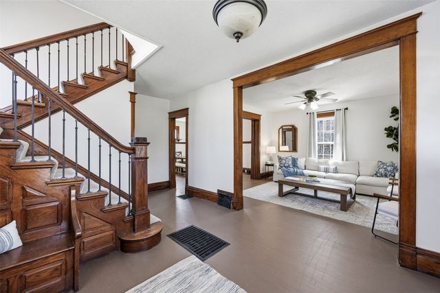 1727 B Avenue NE, Cedar Rapids, IA 52402