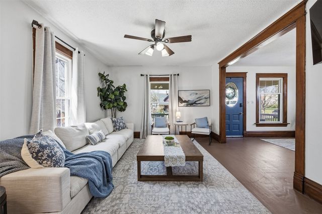 1727 B Avenue NE, Cedar Rapids, IA 52402