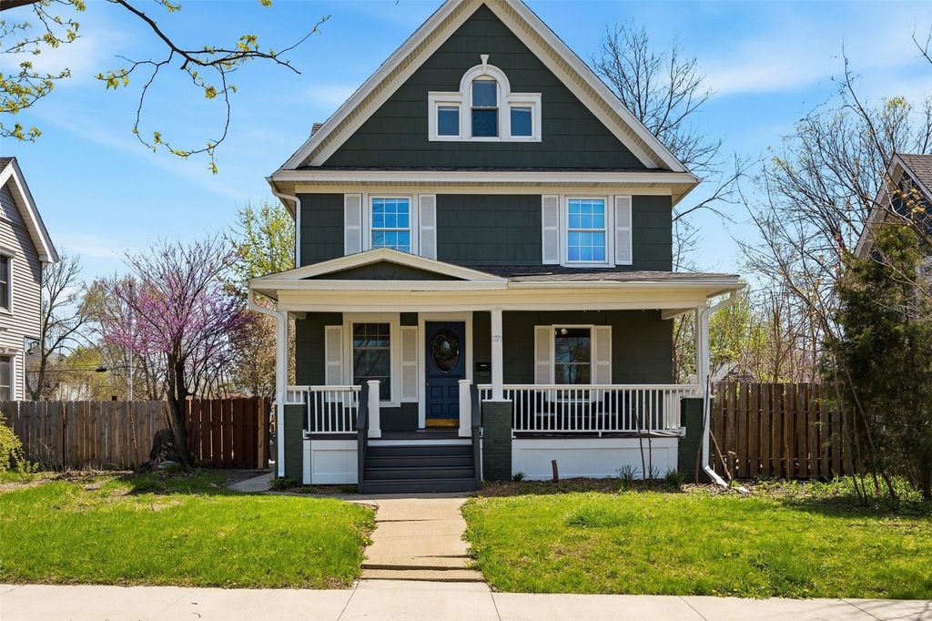 1727 B Avenue NE, Cedar Rapids, IA 52402