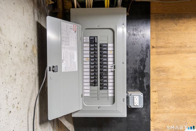 274 Virgo Drive, Groton, CT 06340