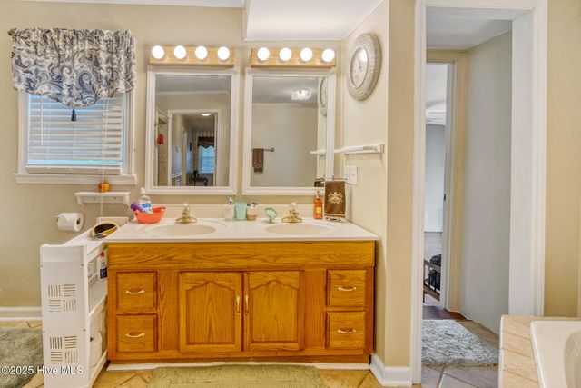 120 W Eason Drive, Rockingham, NC 28379