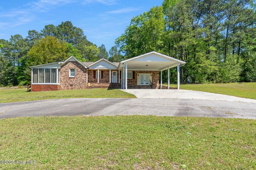 120 W Eason Drive, Rockingham, NC 28379