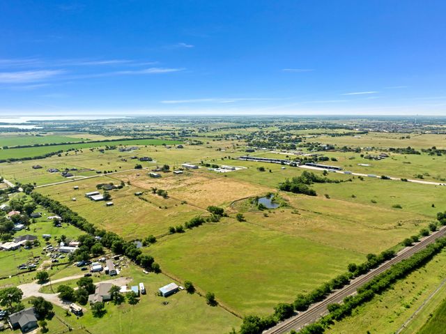 1795 Melton Road, Sanger, TX 76266