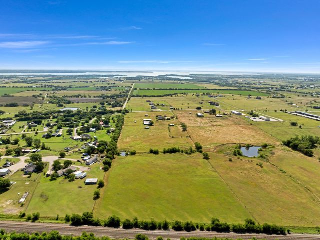 1795 Melton Road, Sanger, TX 76266