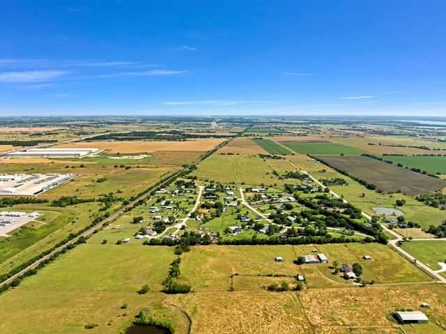 1795 Melton Road, Sanger, TX 76266