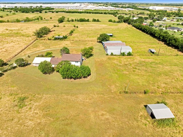 1795 Melton Road, Sanger, TX 76266