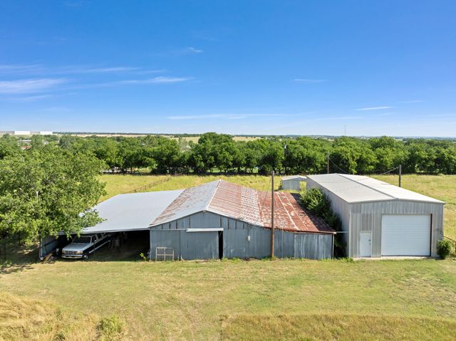 1795 Melton Road, Sanger, TX 76266
