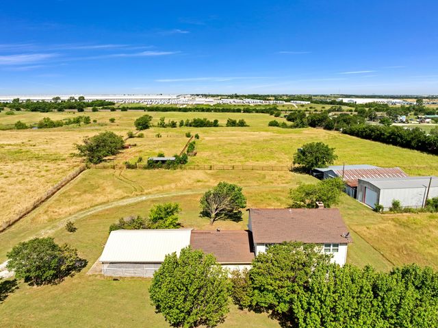 1795 Melton Road, Sanger, TX 76266