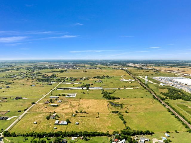 1795 Melton Road, Sanger, TX 76266
