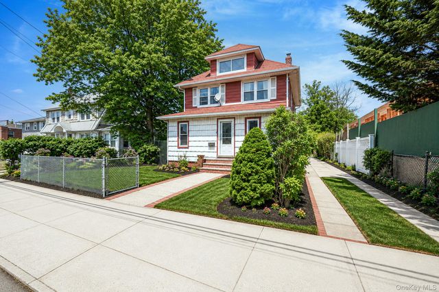 21823 139th Avenue, Springfield Gardens, NY 11413