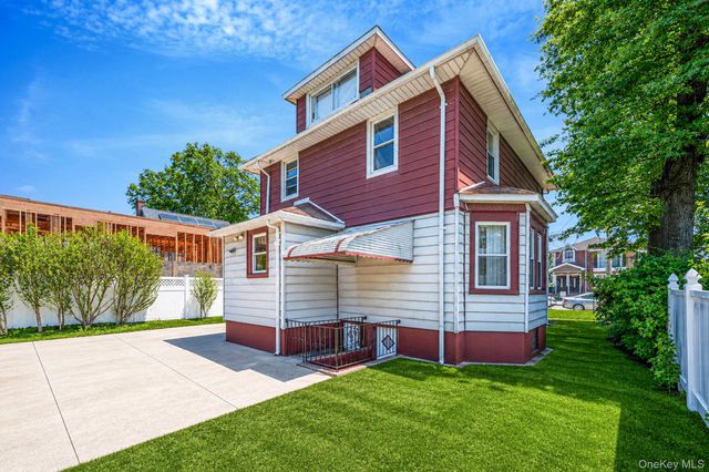 21823 139th Avenue, Springfield Gardens, NY 11413