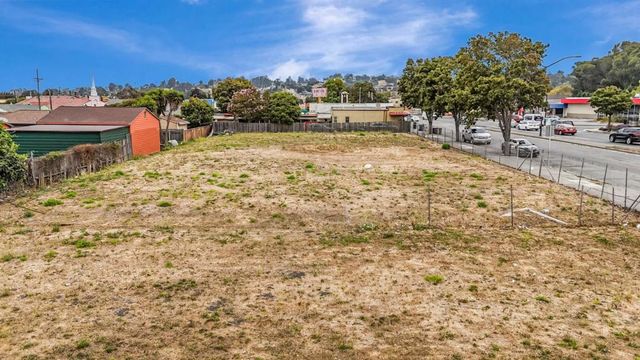 14433 San Pablo Avenue, San Pablo, CA 94806