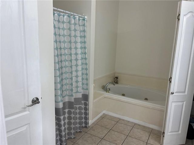 3677 Laurel Cherry Court, Mobile, AL 36618