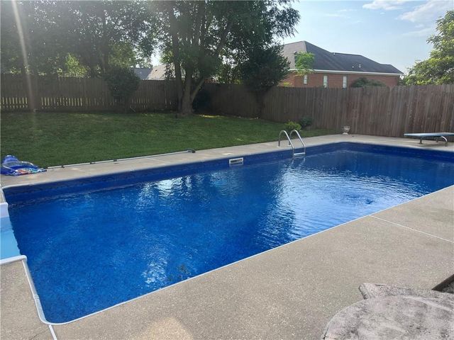 3677 Laurel Cherry Court, Mobile, AL 36618