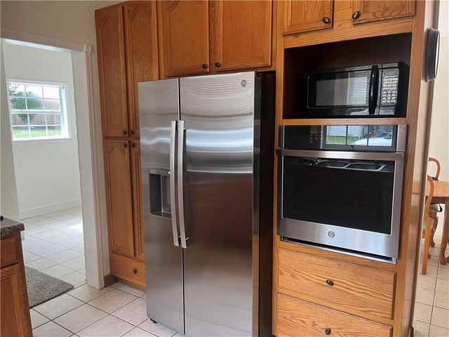 3677 Laurel Cherry Court, Mobile, AL 36618