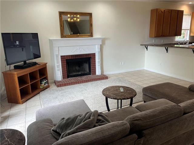 3677 Laurel Cherry Court, Mobile, AL 36618