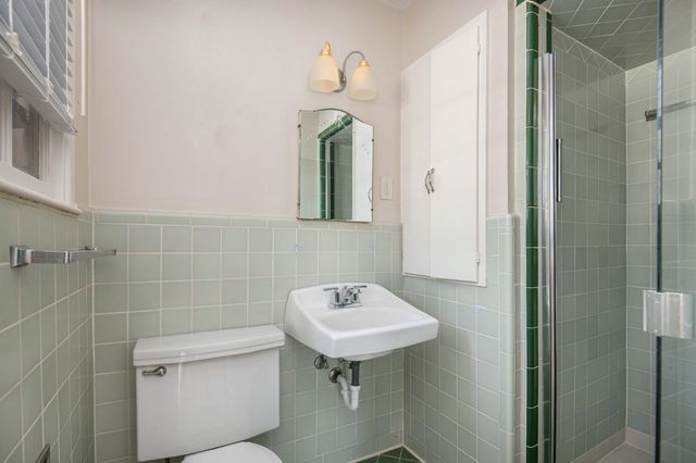 4909 Overton Avenue, Fort Worth, TX 76133