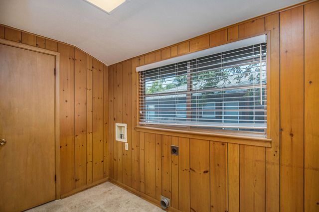 4909 Overton Avenue, Fort Worth, TX 76133