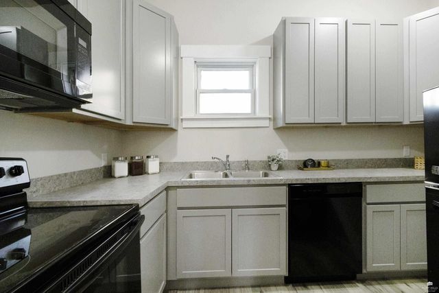 918 Bertrand Street, Manhattan, KS 66502