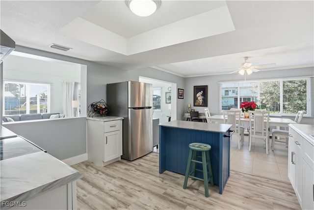 2607 Bayshore DR, Matlacha, FL 33993