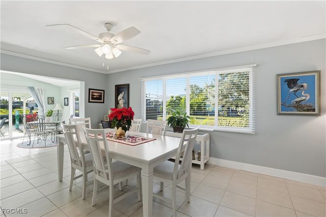 2607 Bayshore DR, Matlacha, FL 33993