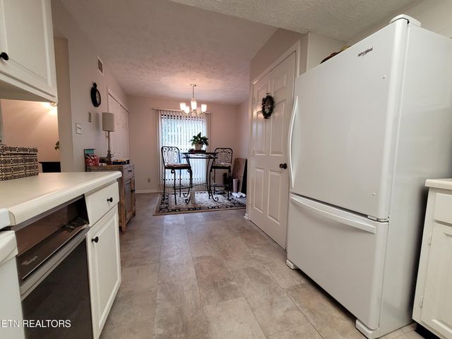 9529 Hidden Oak Way, Knoxville, TN 37922