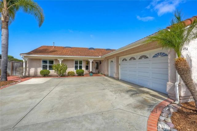 854 Rivertree, Oceanside, CA 92058