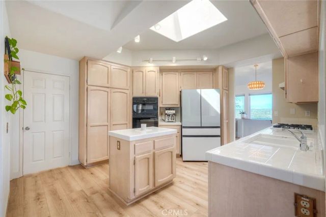 854 Rivertree, Oceanside, CA 92058