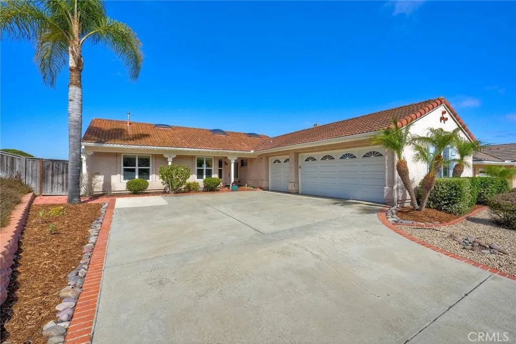 854 Rivertree, Oceanside, CA 92058
