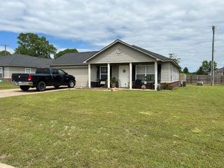 20 Cypress Avenue, Clarksville, AR 72830