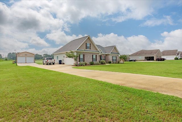 2957 Iris, Dothan, AL 36301
