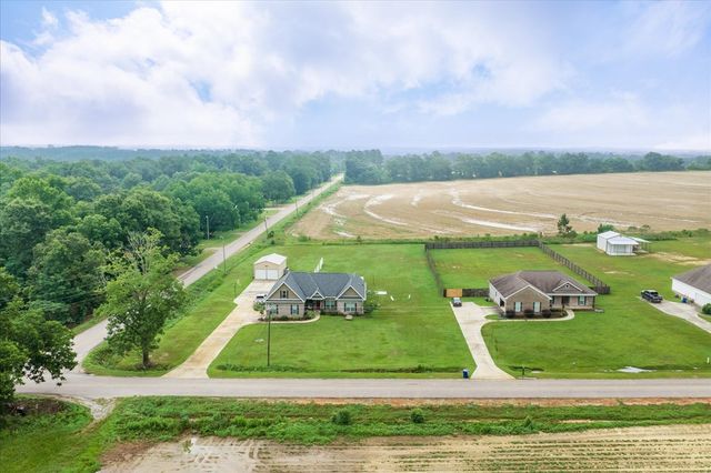 2957 Iris, Dothan, AL 36301