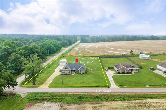 2957 Iris, Dothan, AL 36301
