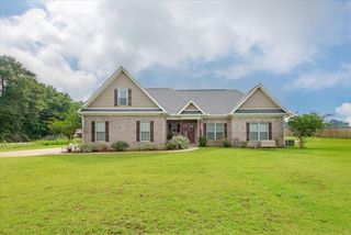 2957 Iris, Dothan, AL 36301