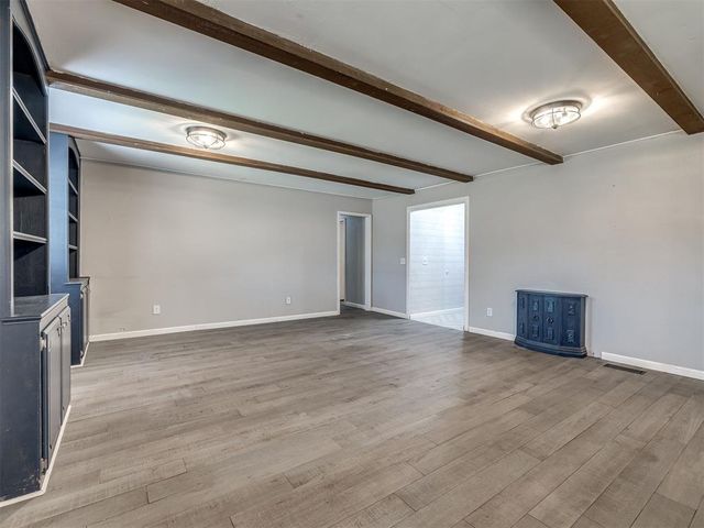 1001 Cambridge Drive, Yukon, OK 73099