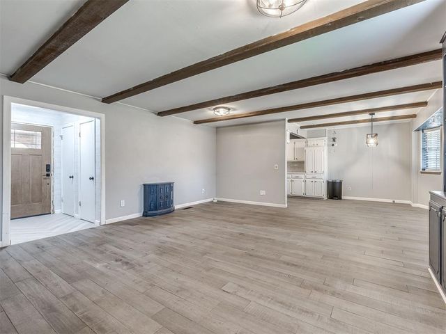 1001 Cambridge Drive, Yukon, OK 73099