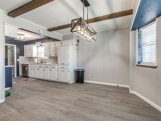 1001 Cambridge Drive, Yukon, OK 73099