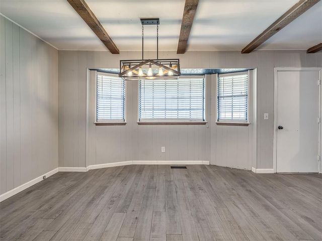 1001 Cambridge Drive, Yukon, OK 73099