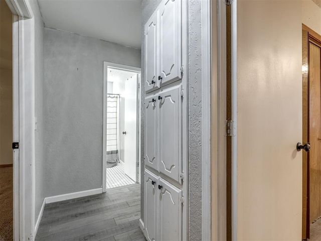 1001 Cambridge Drive, Yukon, OK 73099