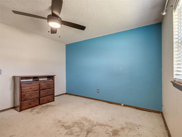 1001 Cambridge Drive, Yukon, OK 73099