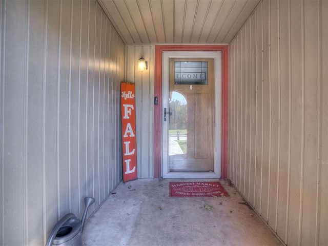 1001 Cambridge Drive, Yukon, OK 73099