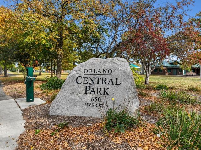 943 Greenlawn Avenue W, Delano, MN 55328