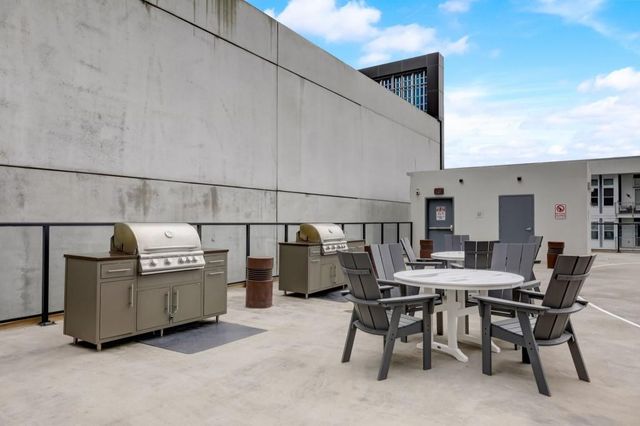 1280 W Peachtree Street NW 3601, Atlanta, GA 30309