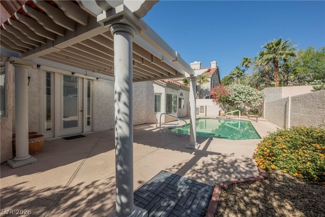 7628 Spruce Run Court, Las Vegas, NV 89128