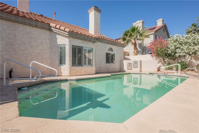 7628 Spruce Run Court, Las Vegas, NV 89128